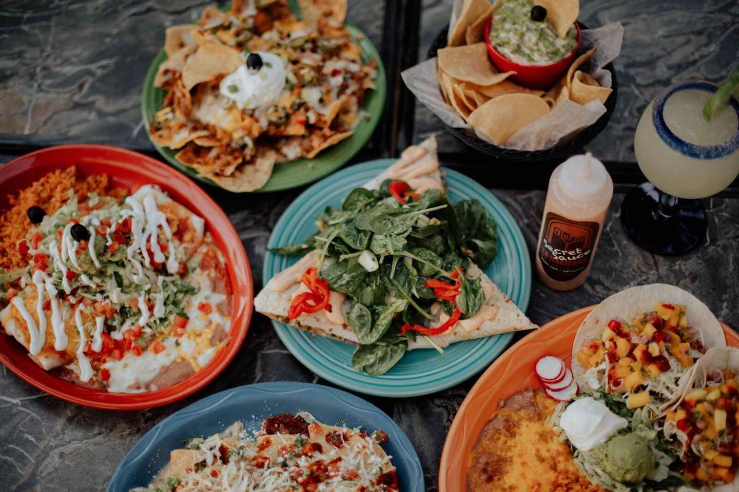 La Hacienda 893-8270'